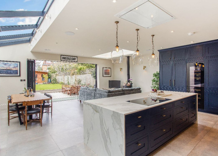 5. Kitchen (With Island), Kitchen (Coloured units), Kitchen (Modern), Kitchen With Table, Skylight, Bi-Fold Doors, Kitchen (Electric/Induction Hob)