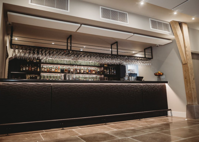 4. Pub / Bar