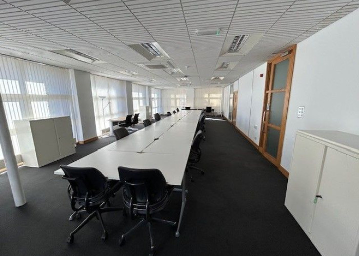 22. Office, Meeting Room