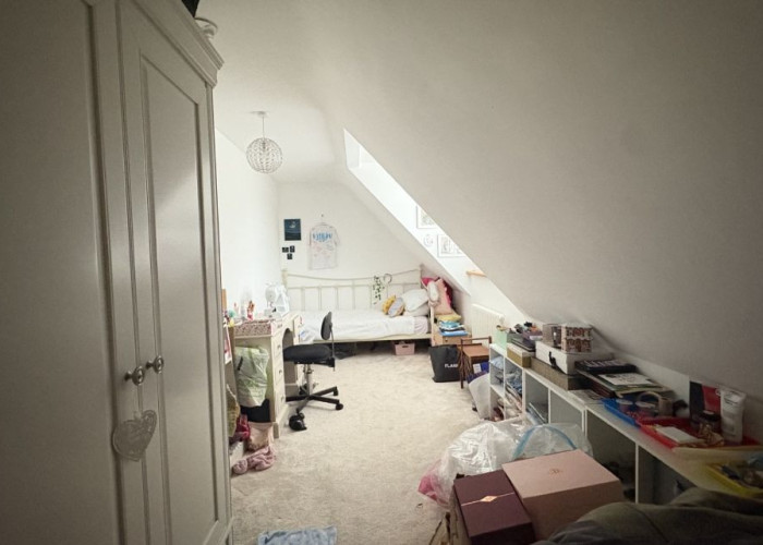 18. Bedroom