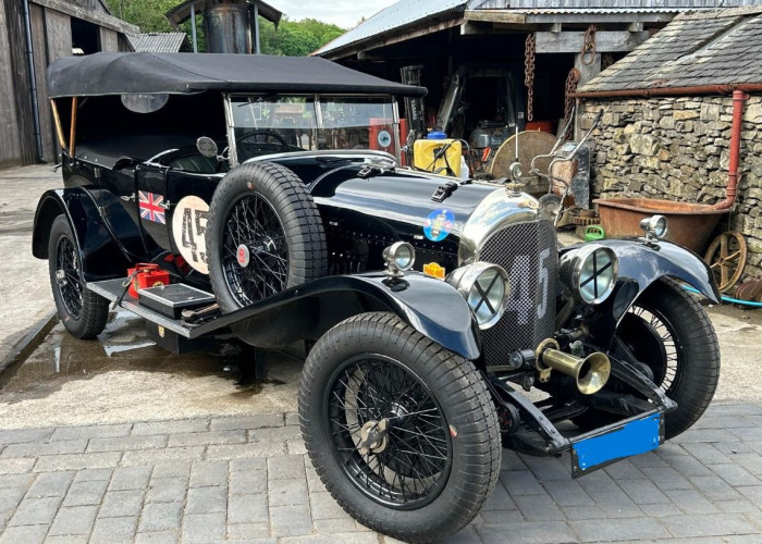 Bentley Sports Car For Filming