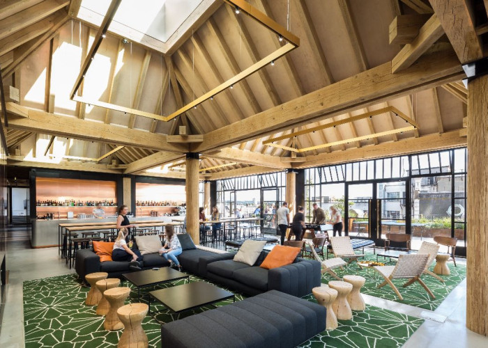 Venue With Multiple Areas For Filming