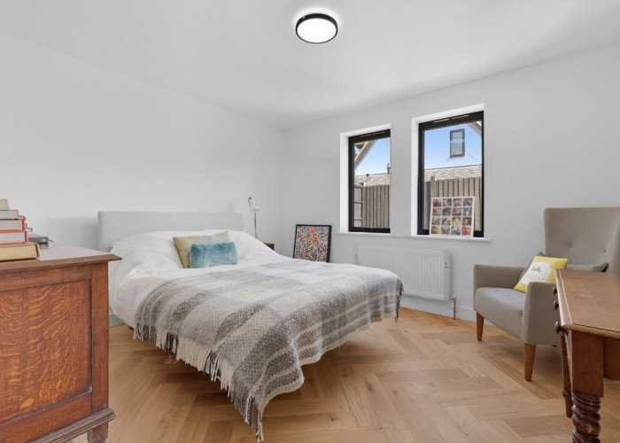 25. Bedroom (Double)