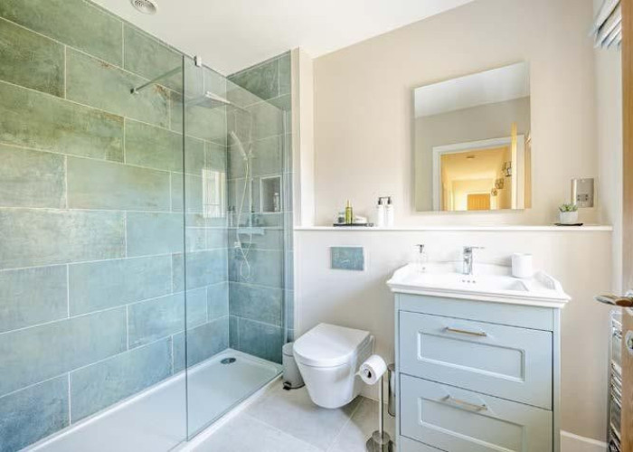 13. Bathroom