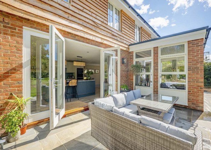16. Patio / Veranda
