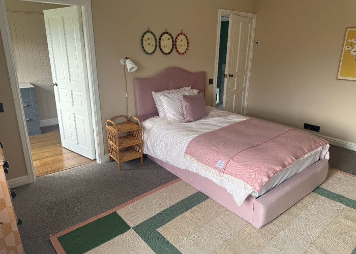 22. Bedroom (Double)