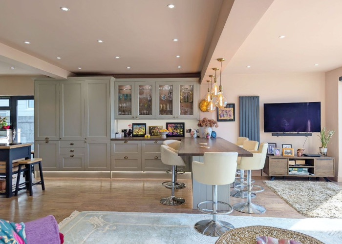 10. Kitchen (With Island), Kitchen (Coloured units), Kitchen (Modern)