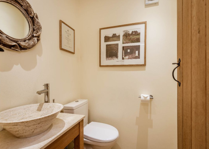 9. Toilet