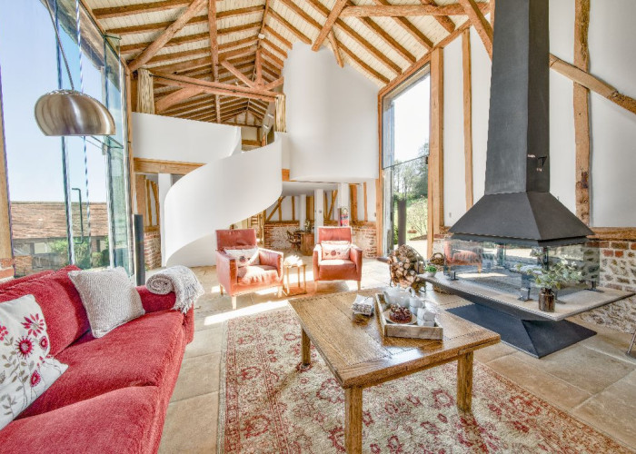 5. Livingroom, Fireplace, Open-plan