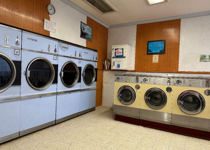 Retro Launderette Shop For Filming
