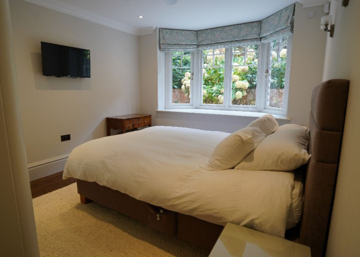 26. Bedroom (Double)