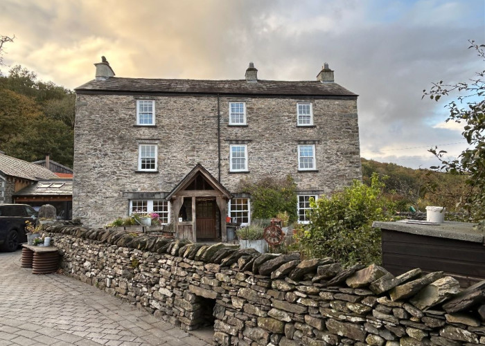 16th Century Farm For Filming