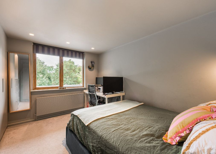 27. Bedroom (Double)