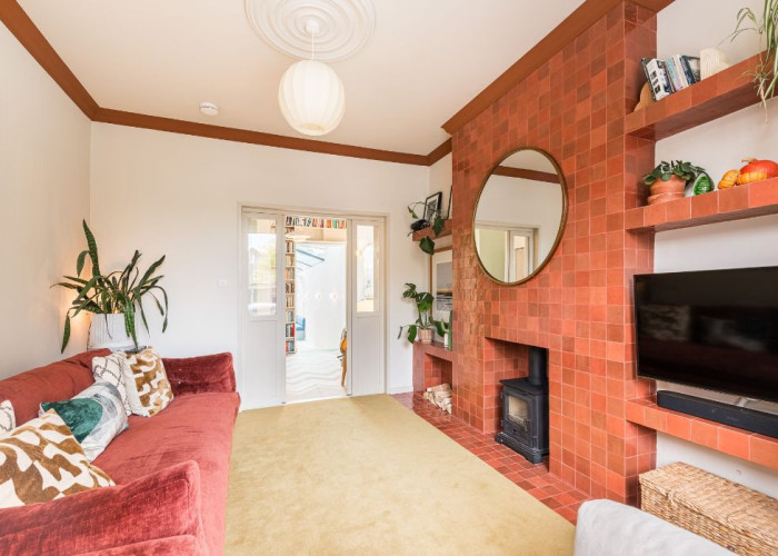 13. Livingroom, Fireplace