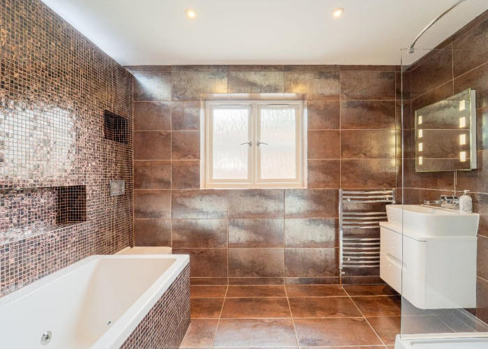 37. Bathroom (Large), Bathroom (Shower and bath)