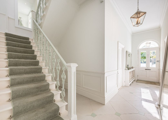 12. Stairway / Staircase