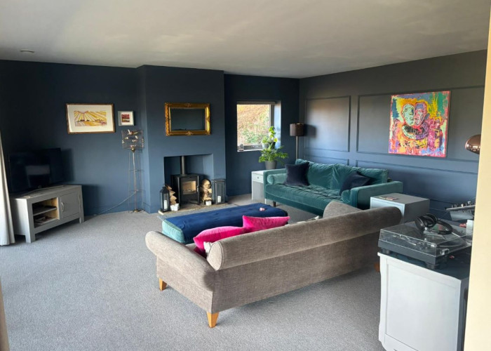 12. Livingroom, Fireplace