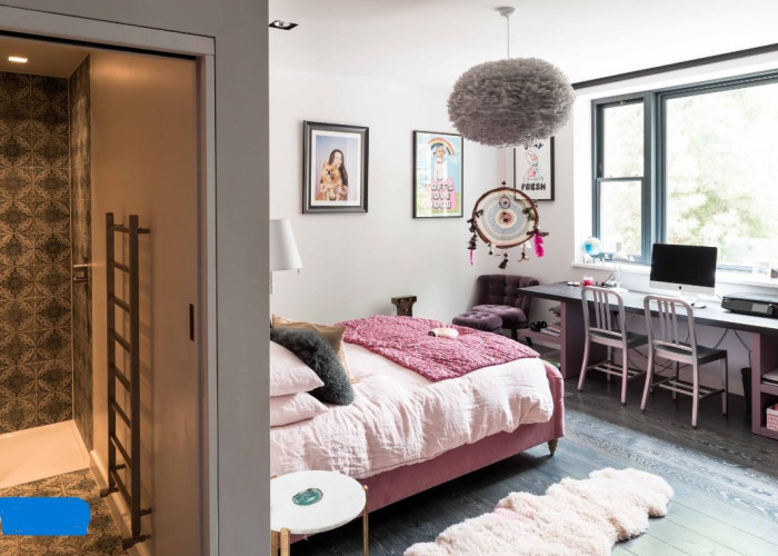 24. Bedroom (Master/En-Suite)