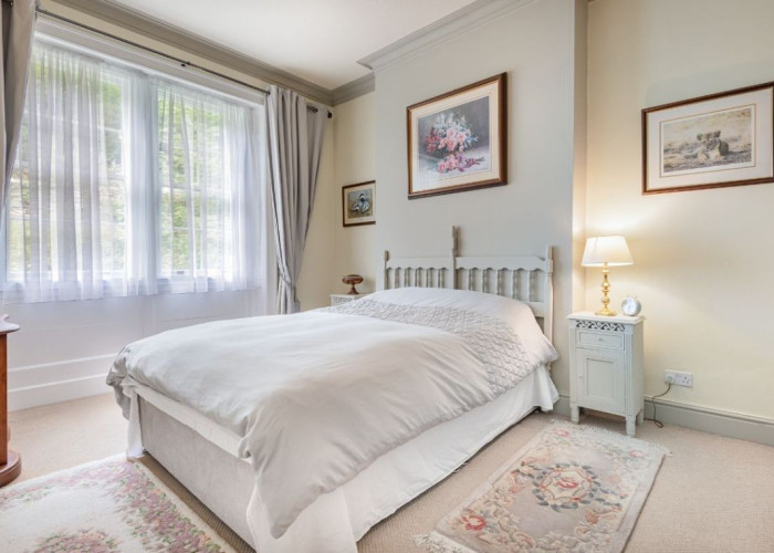 13. Bedroom (Double)