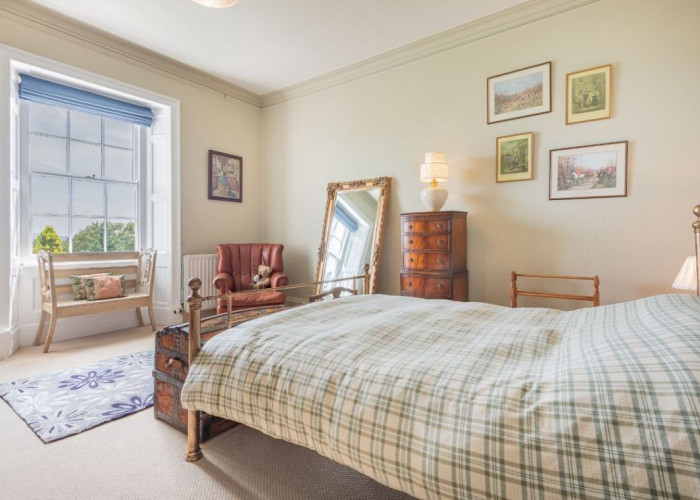 16. Bedroom (Double)