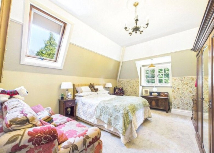 11. Bedroom (Double)