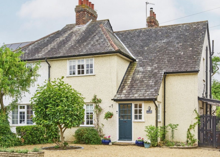 1. House / Cottage Exterior