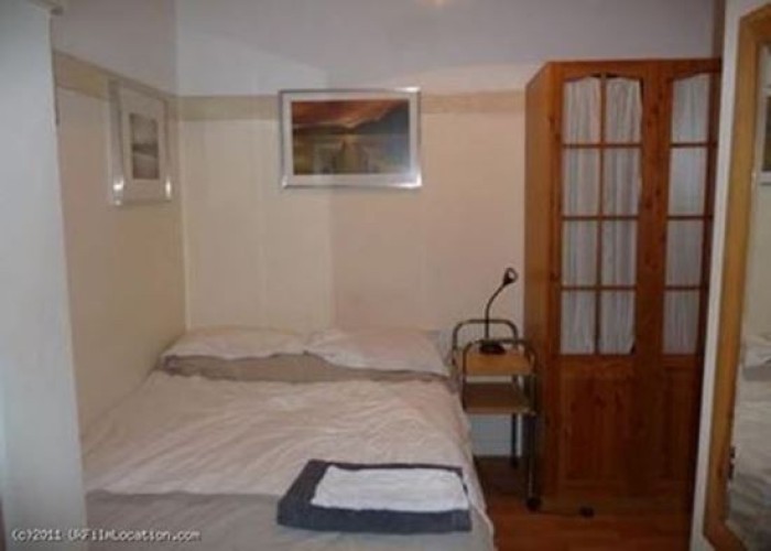 13. Bedroom (Double)