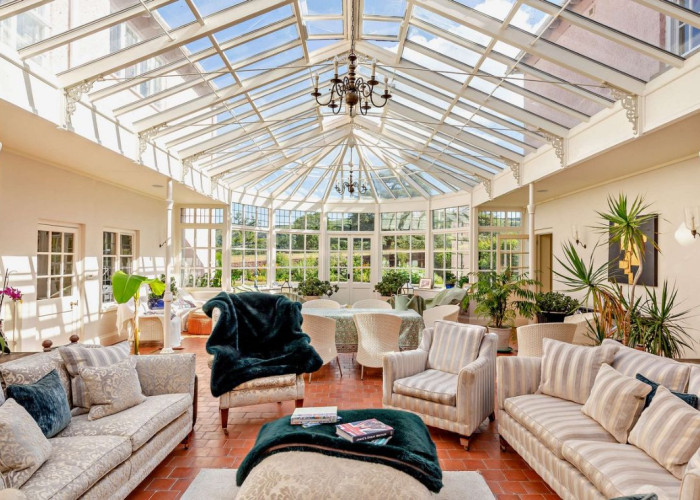 13. Conservatory, Windows, Tiled Floor