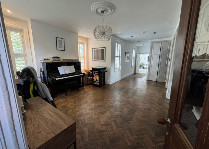 4. Wooden Fence, Hall, Piano