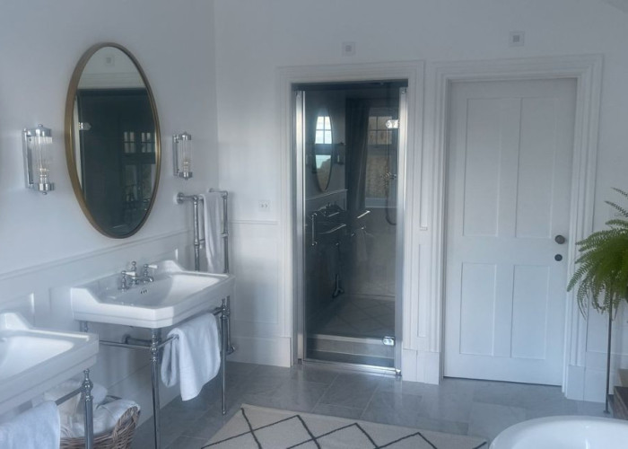 23. Bathroom, Bathroom (Shower and bath)