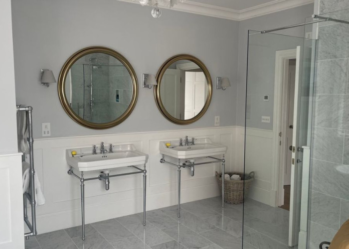 29. Bathroom, Tiled Floor, Bathroom (Roll Top), Bathroom (2 sinks)