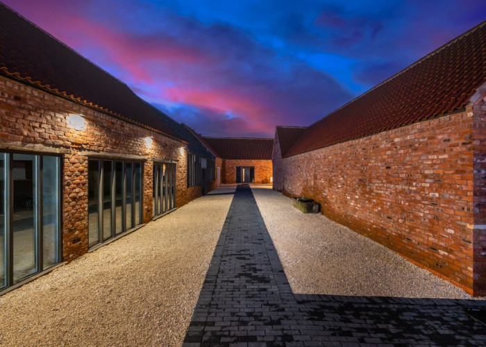 21. Patio / Veranda, Footpath