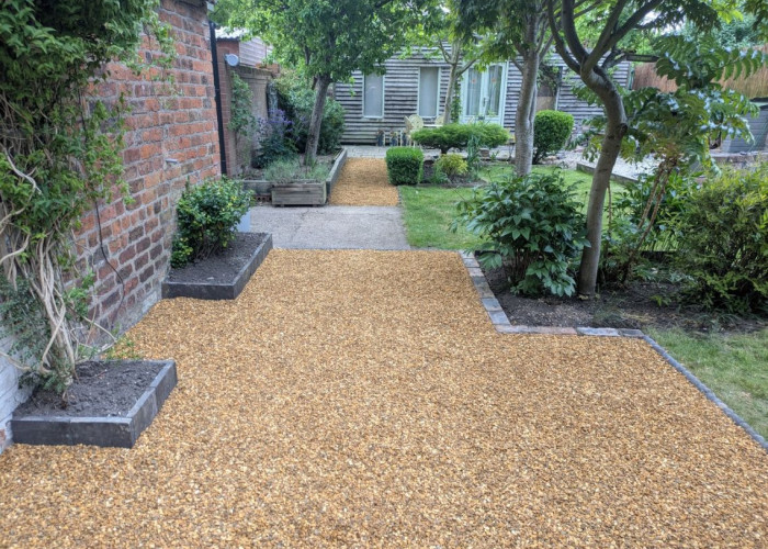 41. Gardens, Patio / Veranda