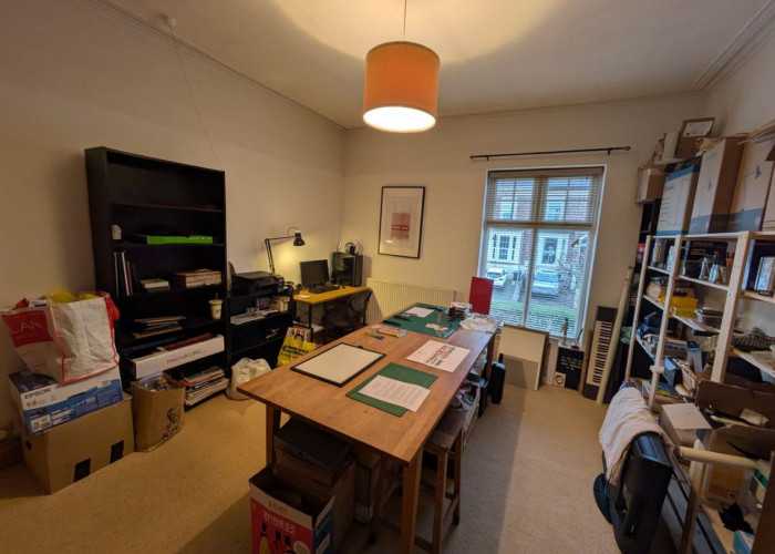 19. Home Office / Study, Empty / Spare Room