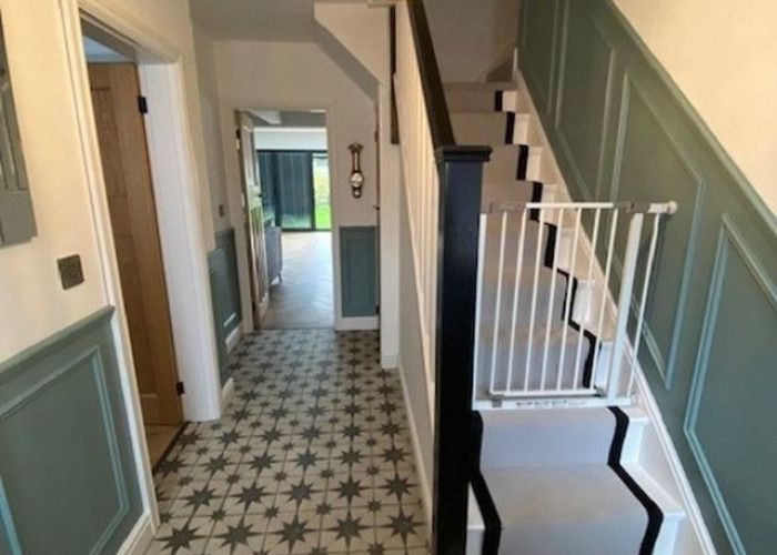 14. Stairway / Staircase, Hall