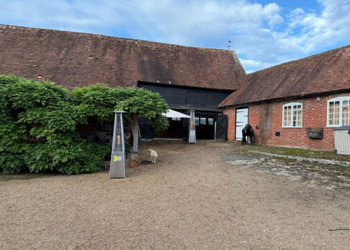 16. Driveway, Courtyard