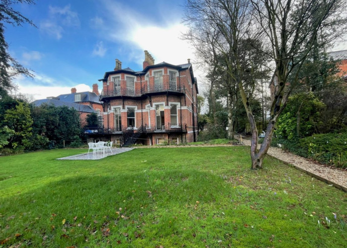 Three Storey Victorian Home with Large Garden for Filming