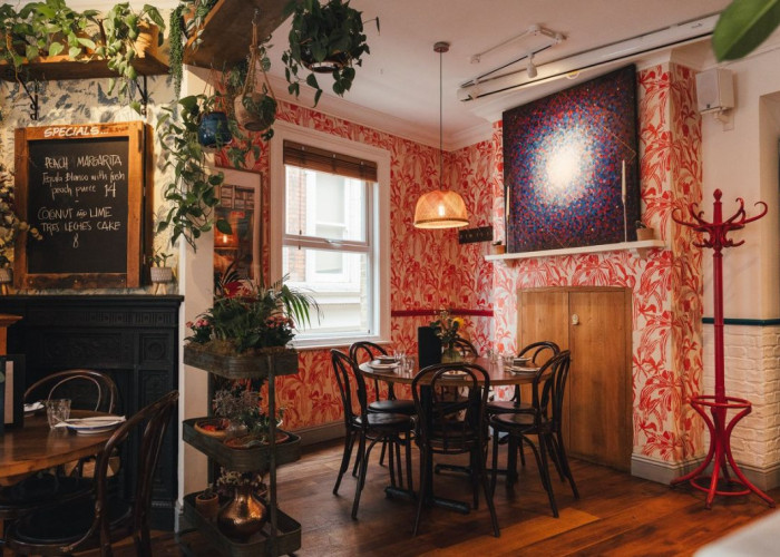 5. Restaurant, Pattern Wallpaper, Pub / Bar