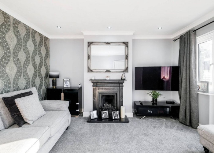 3. Livingroom, Fireplace, neutral colours