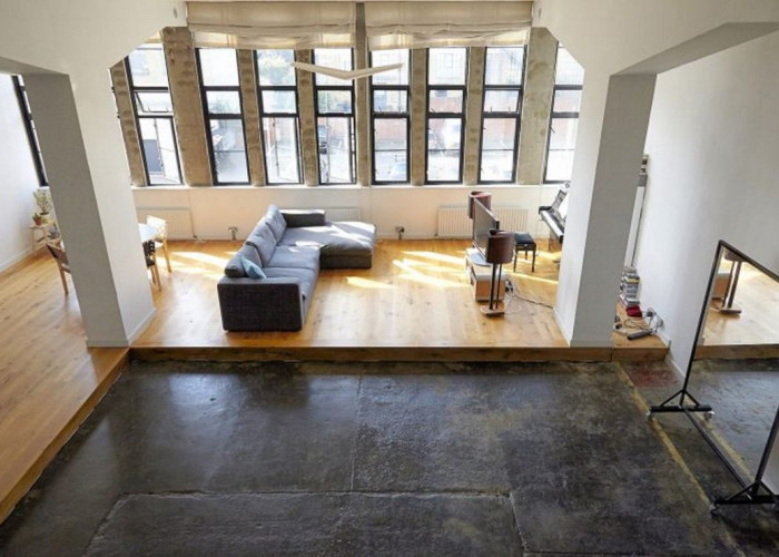 Part Furnished Bright and Spacious Warehouse Apartment