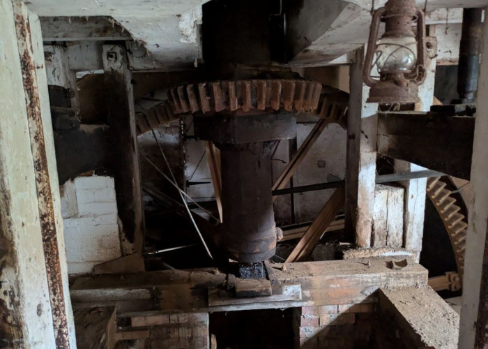 3. Industrial, Props / Feature