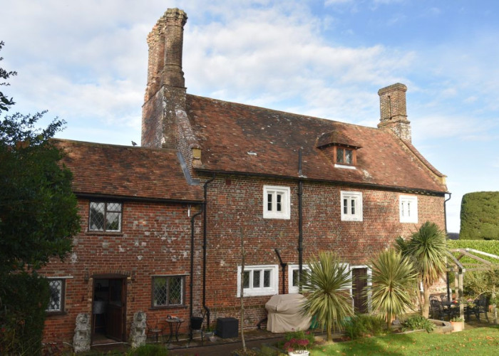 Period House with Multiple Outbuildings and Stables for filming