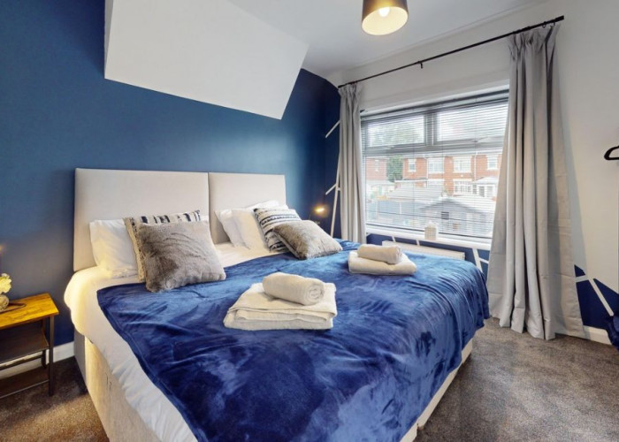 13. Bedroom (Double)