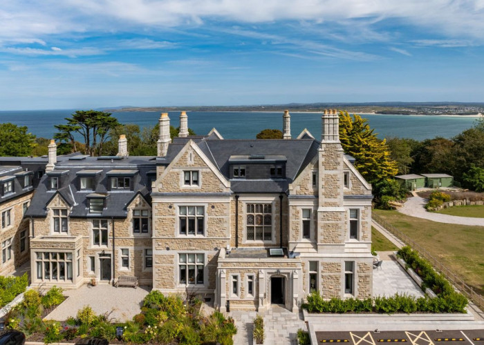 Coastal Manor House with Lodges and Apartments for Filming