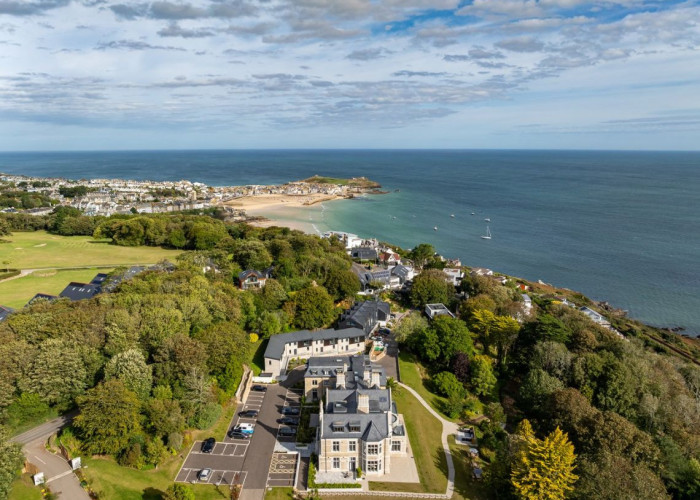 3. Exterior, Sea / Beach View, Manor House