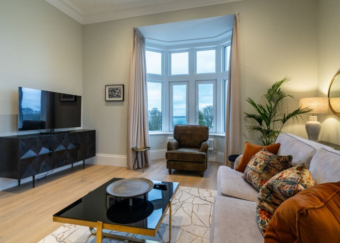 13. Livingroom, neutral colours