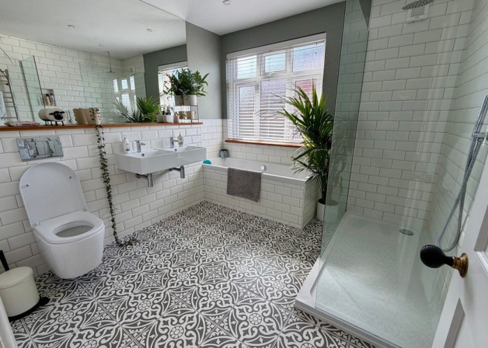 11. Shower Room, Tiled Floor