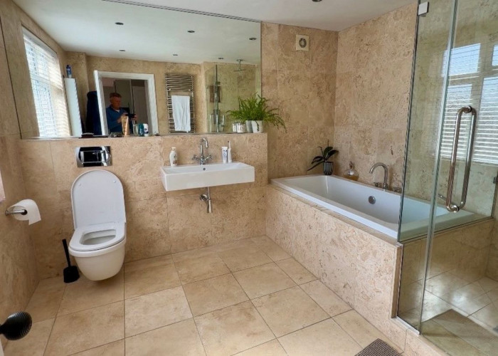 9. Bathroom, Family Home, Bathroom (Shower and bath)