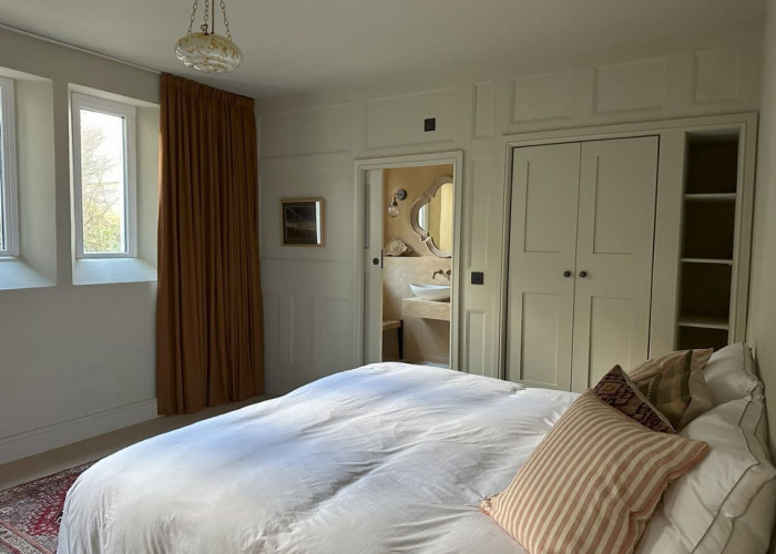 32. Bedroom (Double)