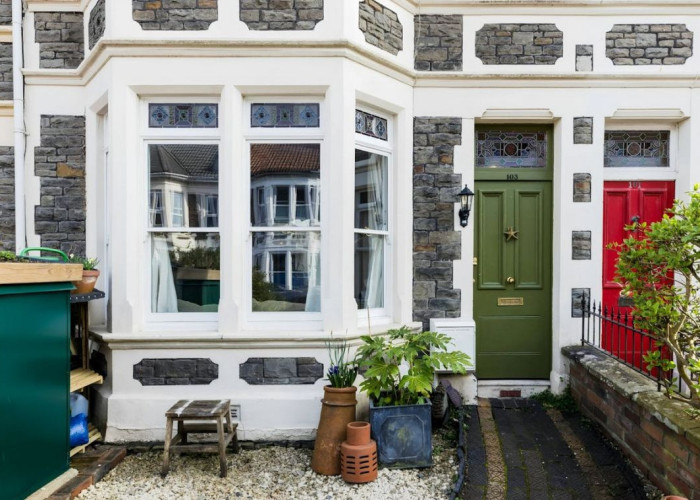 Tasteful Victorian Terraced Family Home for FIlming